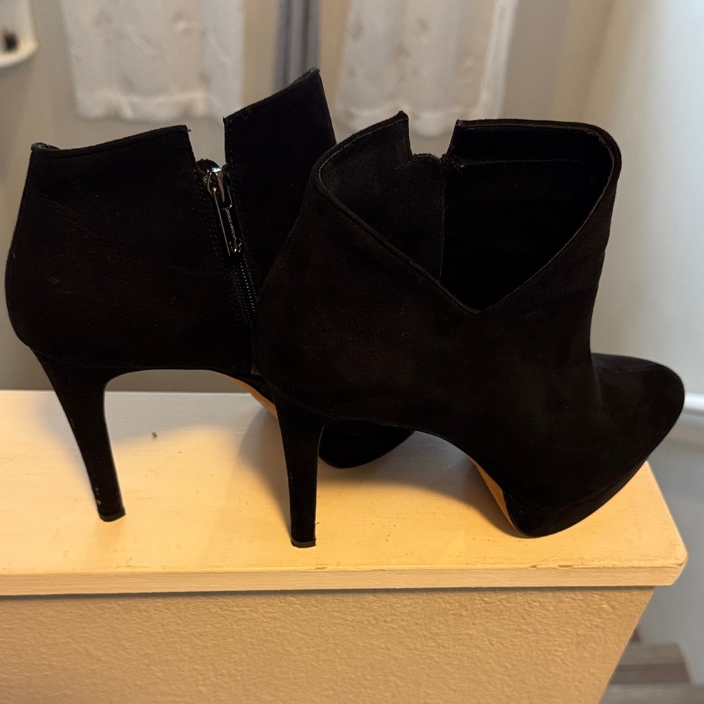 Jessica Simpson Black Suede Ankle Booties
